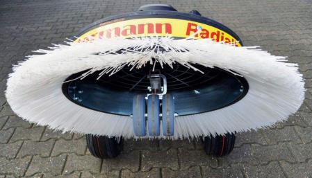 Bensindriven sopmaskin