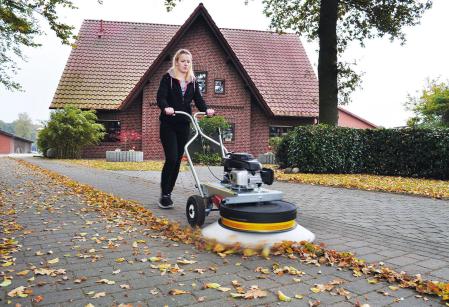 Bensindriven sopmaskin